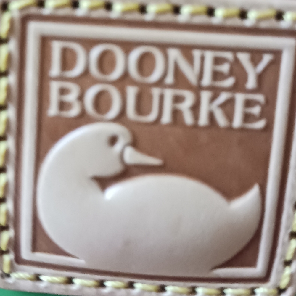 Dooney & Bourke Vintage Patent Leather Dome Tote Handbag In Emerald 12"×16"x7 - Picture 3 of 14